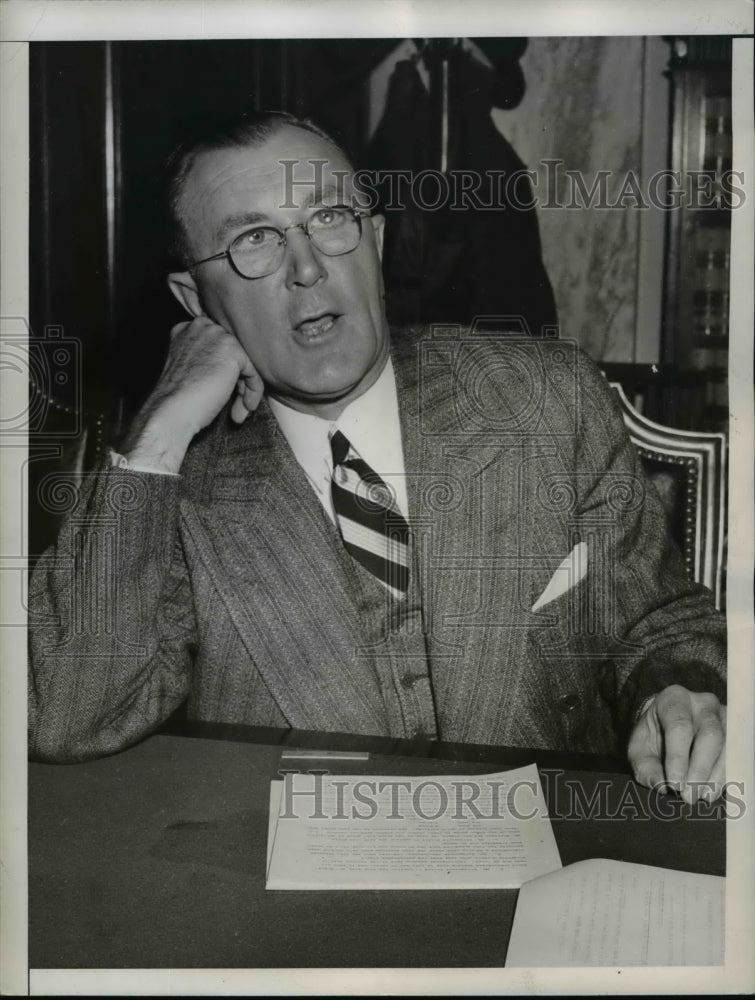 Load image into Gallery viewer, 1946 Press Photo Charles E. Wilson - nee04194
