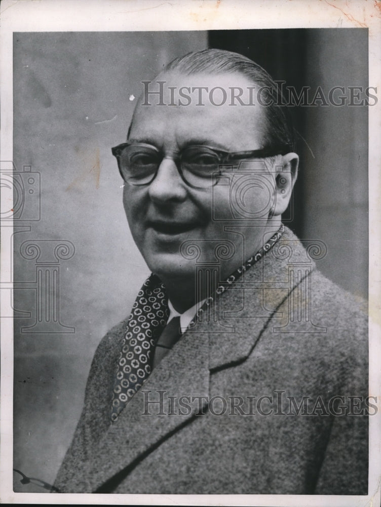 Load image into Gallery viewer, 1959 Press Photo Heinrich von Brentano - nee04632
