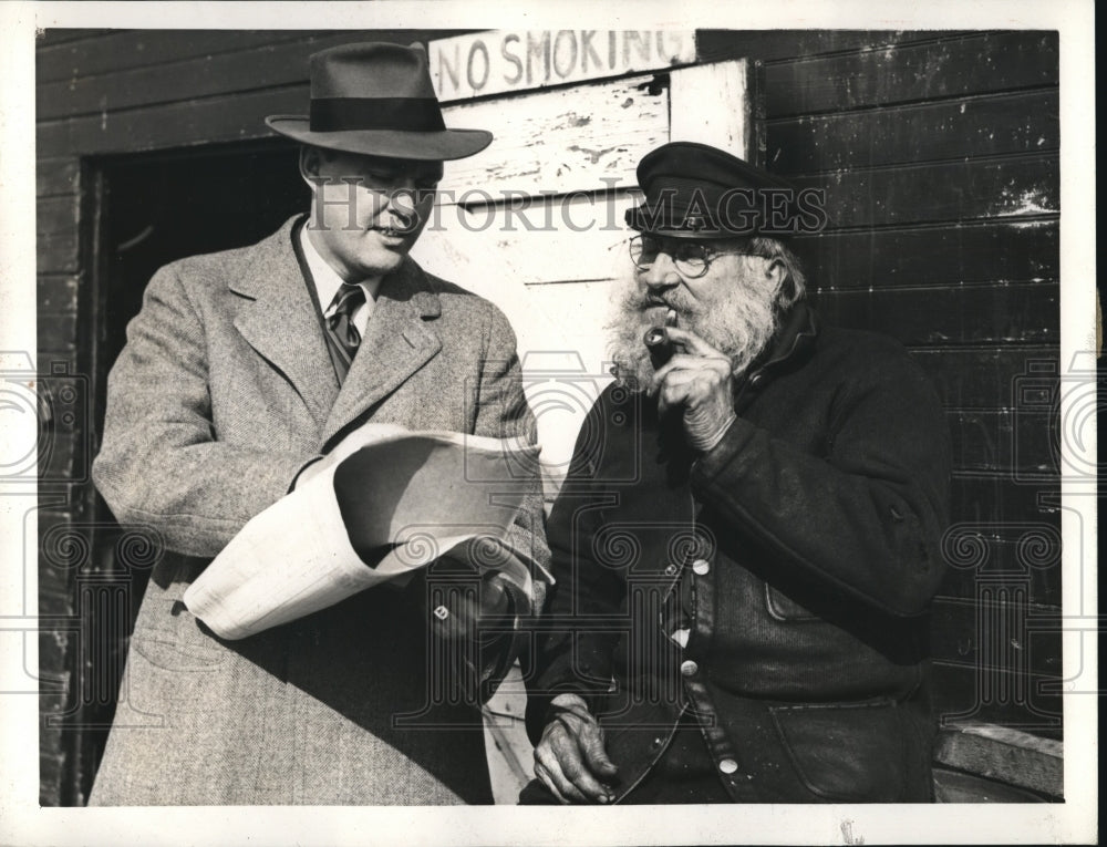  Press Photo Census Enumerator- Historic Images