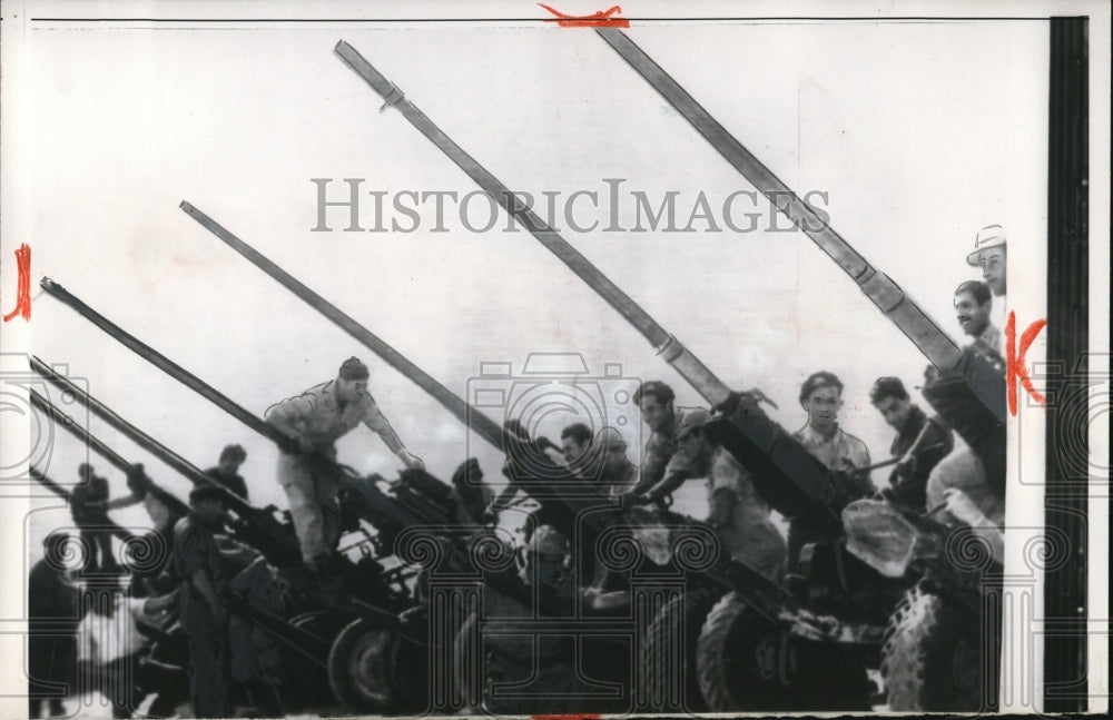1956 Press Photo Aviv,Isreal Soldiers