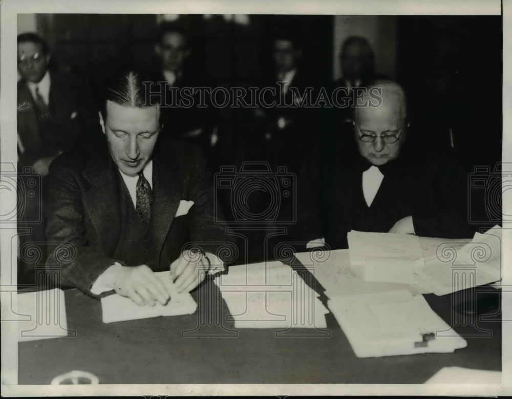 1933 Press Photo L.Tor.Myles Kennedy, Chief Examiner of the Railroad Division