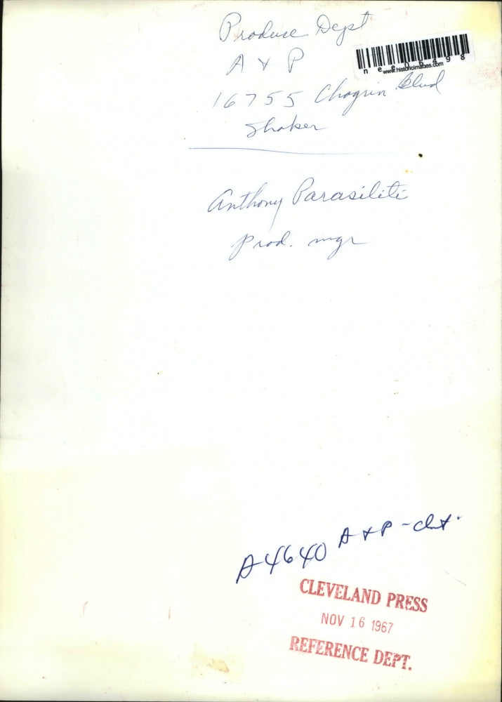 1967 Press Photo Produce Dept Anthony Parasilite Produce Manager - nee06498