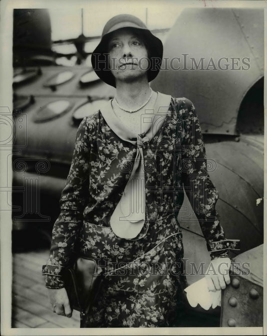 1930 Press Photo NYC Alice M Ball of DC on SS President Harding - nee06619
