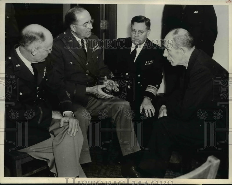 Load image into Gallery viewer, 1941 Press Photo Lord Halifax British Ambassador to US Meets With Military Leade
