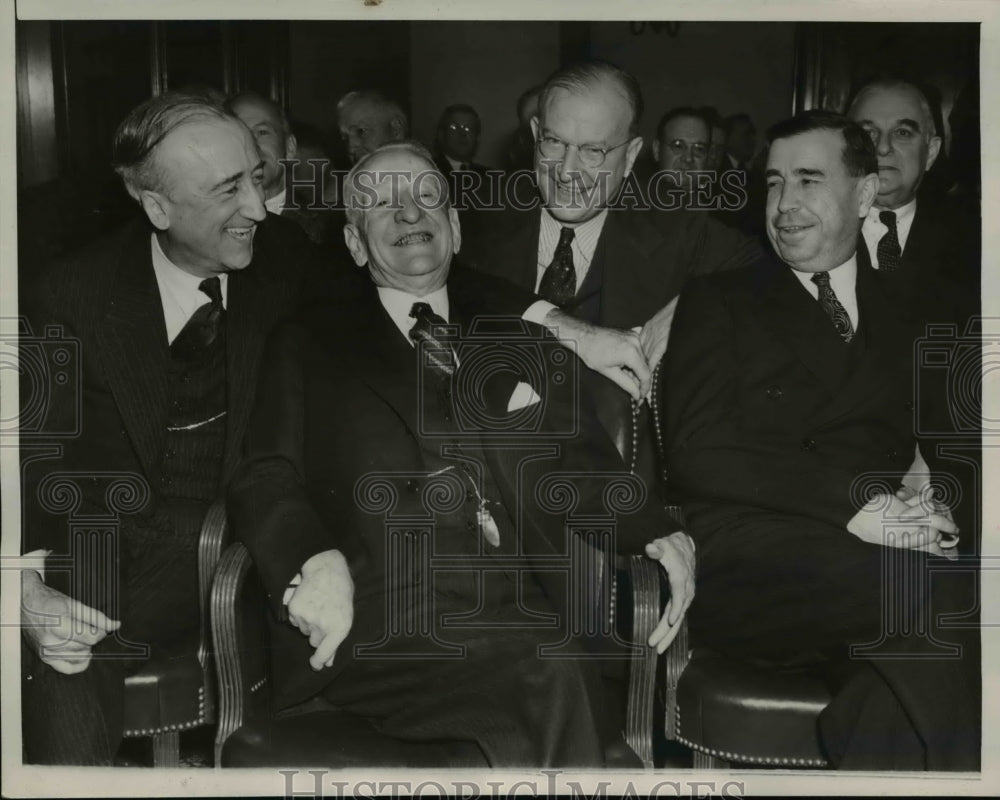 1941 Press Photo Senator Carter Glass Celebrating 83rd Birthday 77th Session