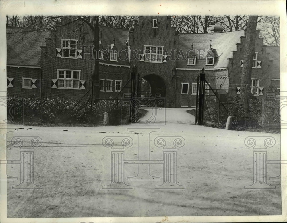 1937 Press Photo Holland Entrance To Ex Kasier - nee07670