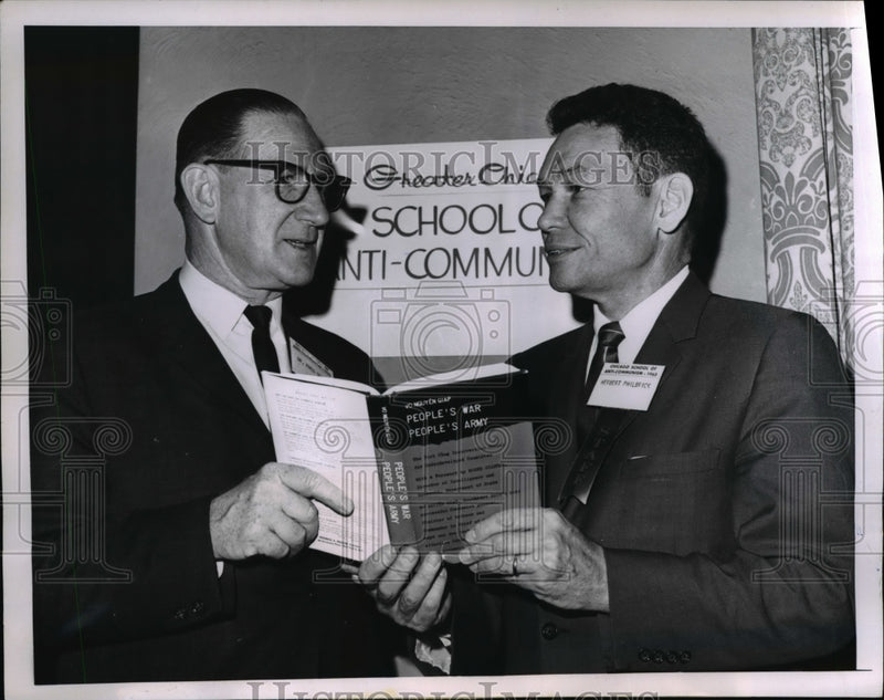 Load image into Gallery viewer, 1965 Press Photo Chicago Dr Fred C Schwarz Pres anti communisim league
