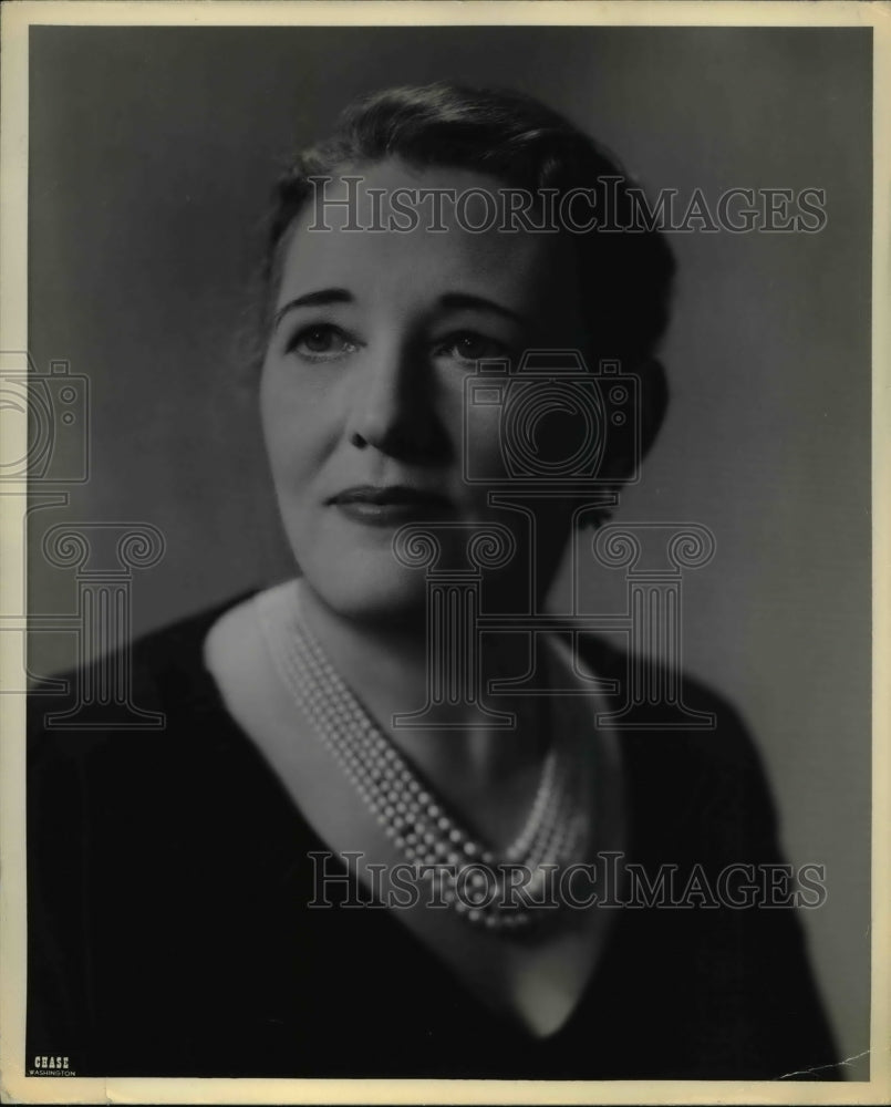 1956 Press Photo Mrs Carol W Zeller Candidate National President American Legion