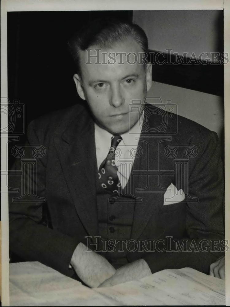 1938 Press Photo Harold Railey, Hoagland & Allum Company Bookkeeper - nee08157