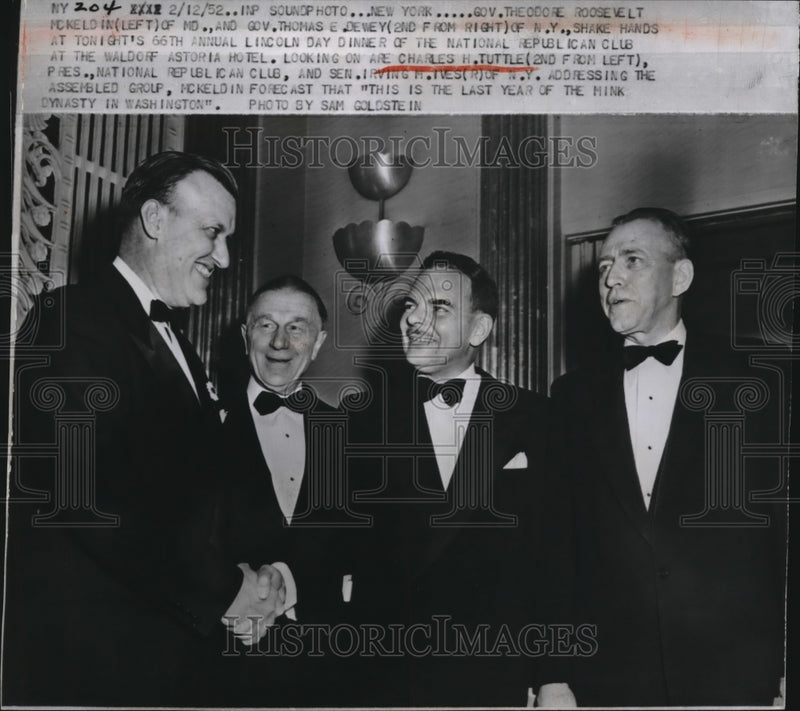 Load image into Gallery viewer, 1952 Press Photo Mr Charles Tuttle Pres of National Republican Club - nee08669
