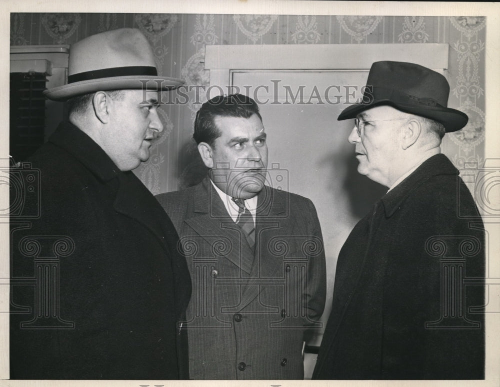 1946 Press Photo Capt Michael Snatz, Capt George Barnes &amp; Norman Harris- Historic Images