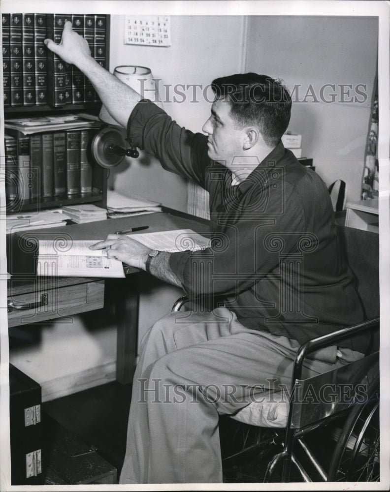 1952 Press Photo Good Student - nee09090
