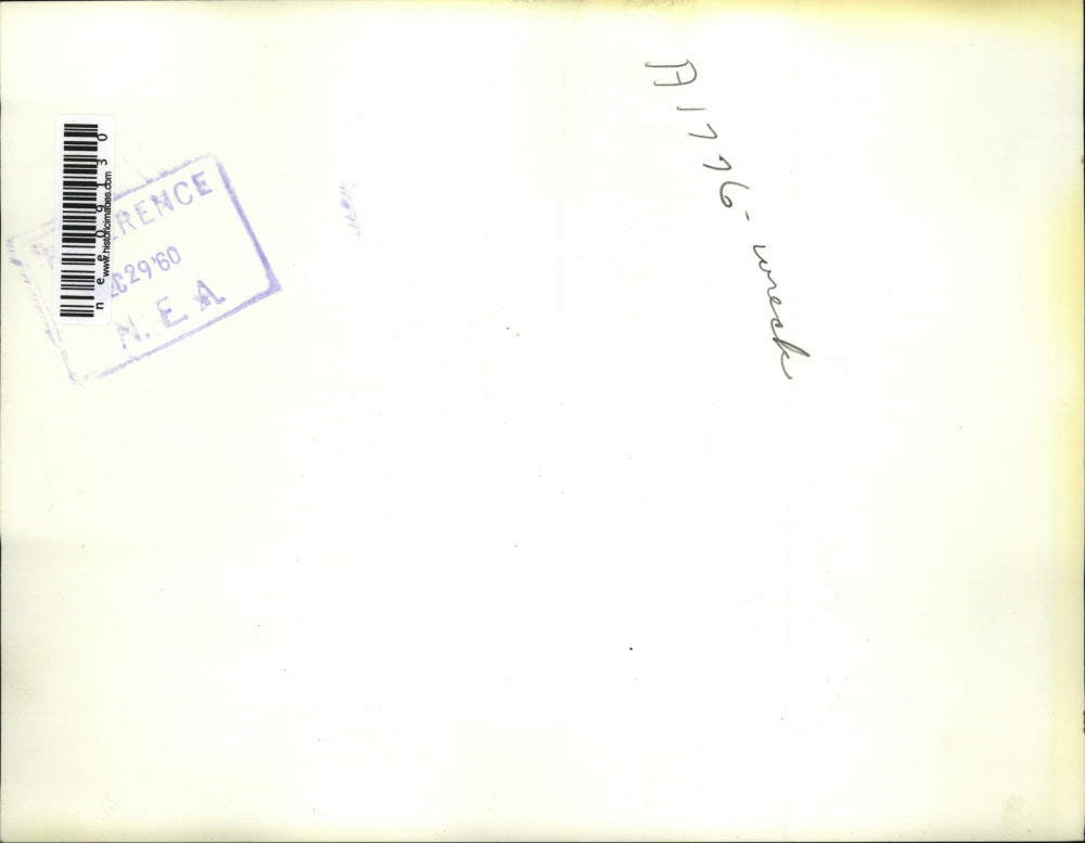 1960 Press Photo Truck loaded with 9,000 gallons of gas struck Edison Pk Med Ctr