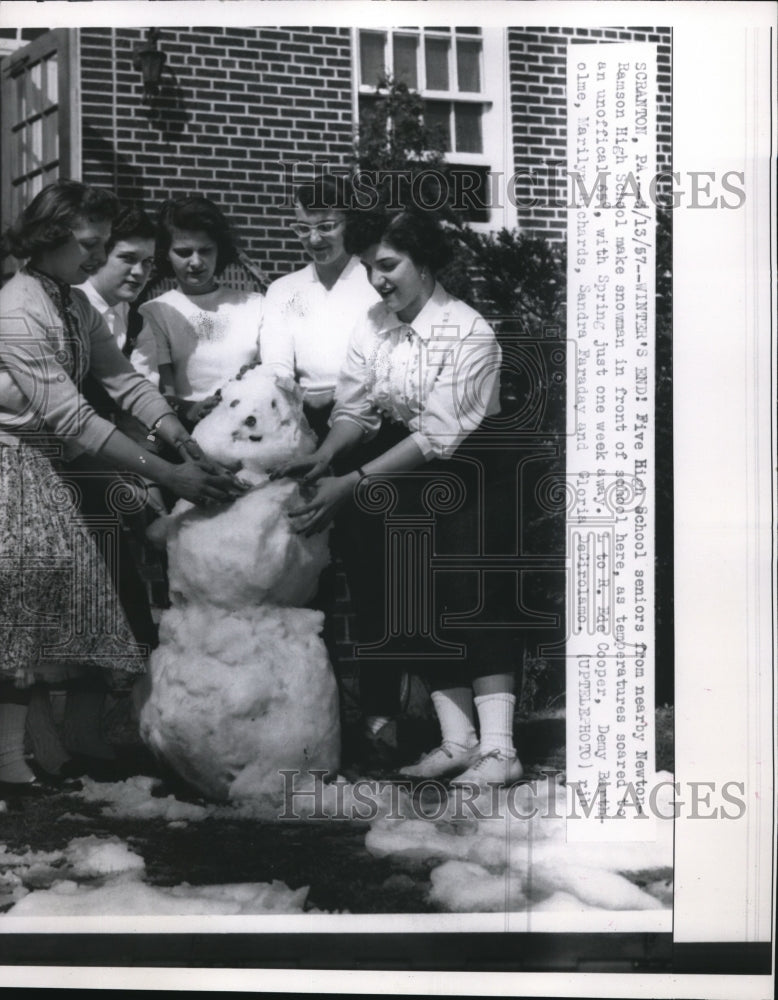 1957 Press Photo High School Seniors ,doing a snowman in Newton Hanson High