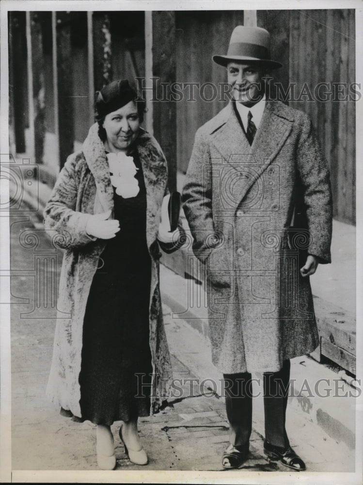 1935 Press Photo Turkish woman Petkas & Riza Ali at London Conference