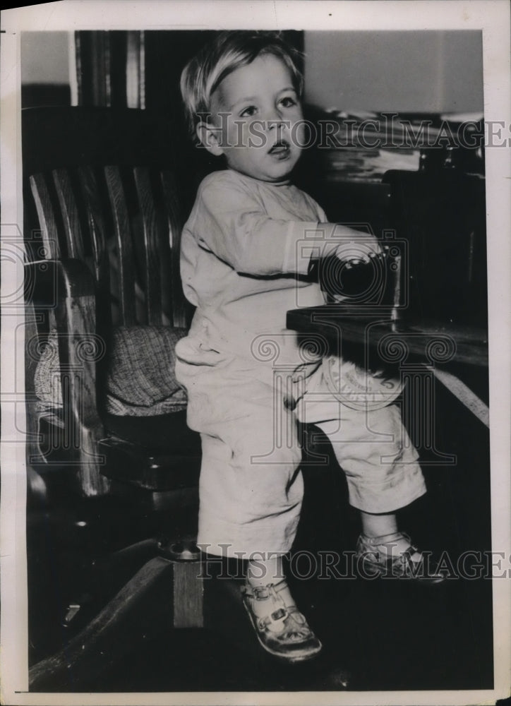 1935 Press Photo Jimmy Pox, stolen by Stella Williams in Phoenix, Arizona