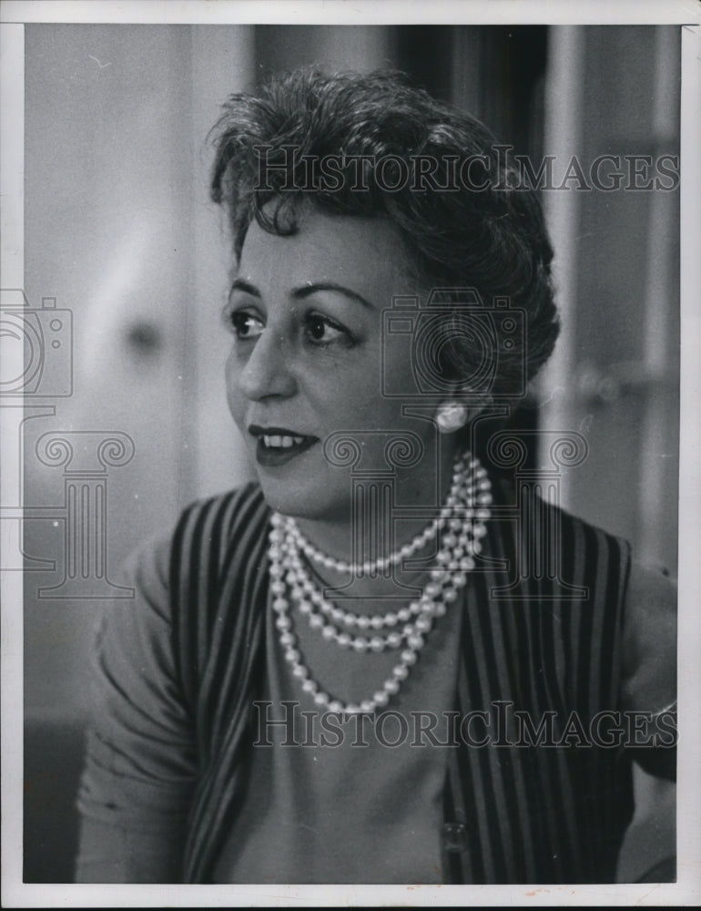 1958 Press Photo Camile Paladino of New Rochelle, NY - nee10760