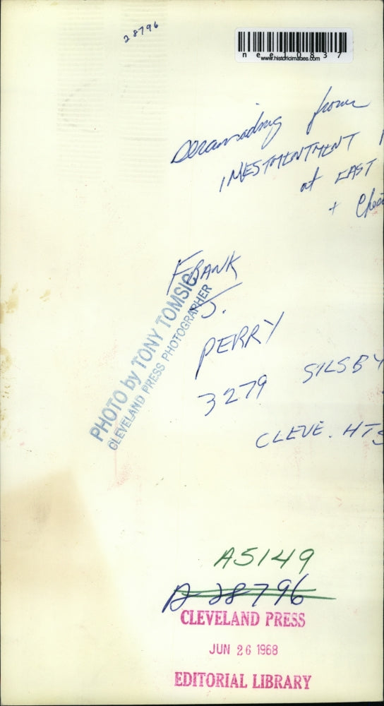 1968 Press Photo Construction Forman, Frank J Perry giving commands - nee10837