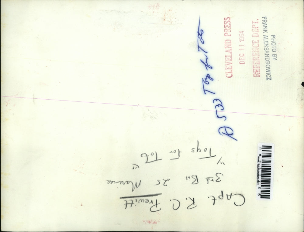 1964 Press Photo Capt. R.C Prewitt Marines and Toys for Tots - nee11236