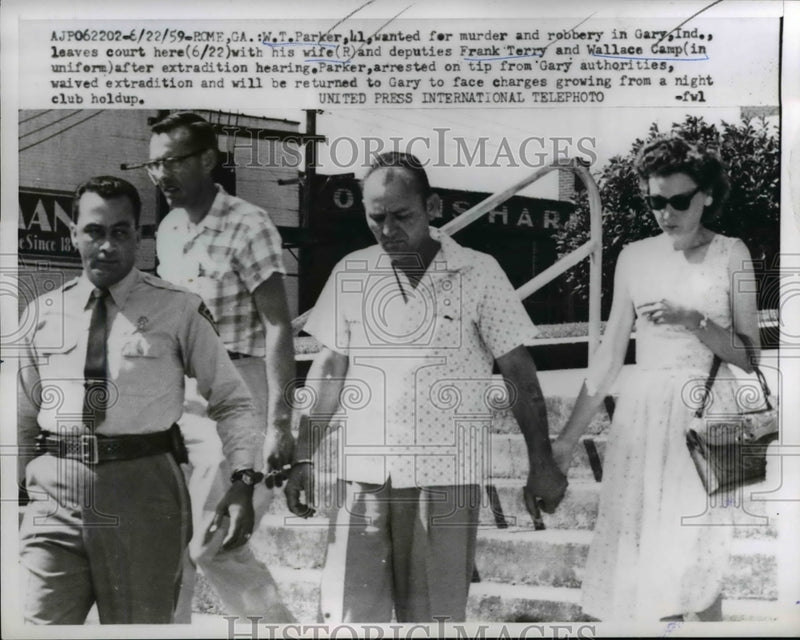 Load image into Gallery viewer, 1959 Press Photo Rome Ga WT Parker &amp; wife murder &amp; robbery charges - nee11795
