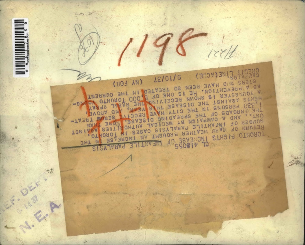 1937 Press Photo Toronto Doctors Fight Increase in Infantile Paralysis