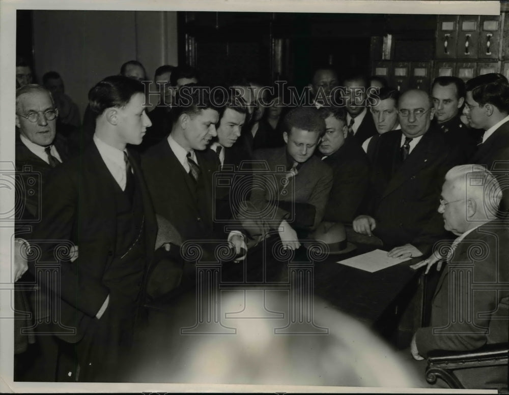 1937 Press Photo Accused of inciting Flint Riot in Flint, Michigan - nee12841