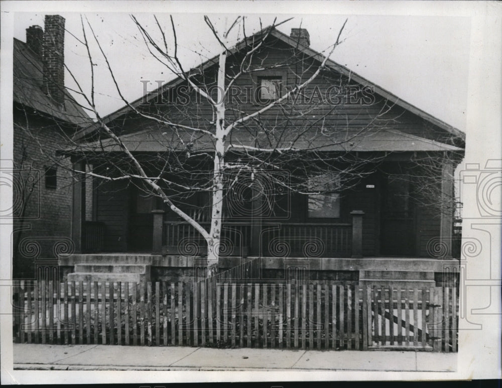 1934 Press Photo Harry Mack home in Indianapolis Ind held wife & kids hostage