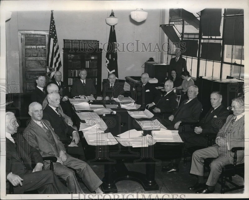 Load image into Gallery viewer, 1939 Press Photo DC US Army officers Brig GEn Gasser, Maj Gen Voorhis
