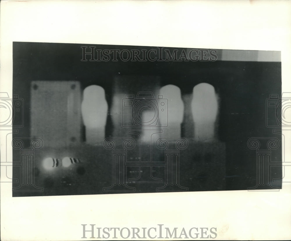 1957 Press Photo Tubes glowing with heat - nee13447