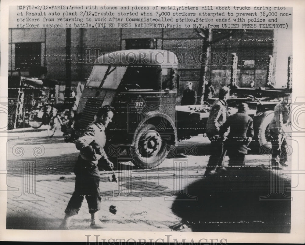 1952 Press Photo Riot at Renault Auto Plant in Paris - nee13544