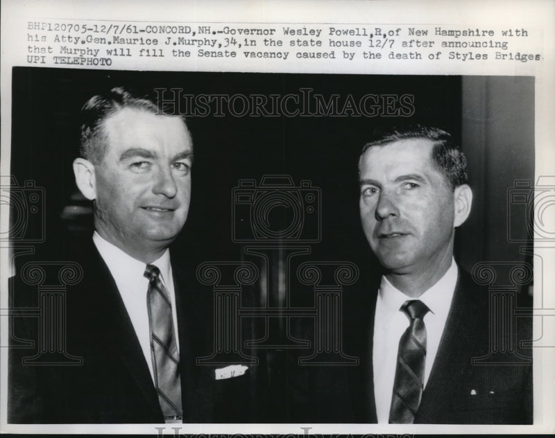 Load image into Gallery viewer, 1961 Press Photo governor wesley powell of new hampshire with Maurice J. Murphy
