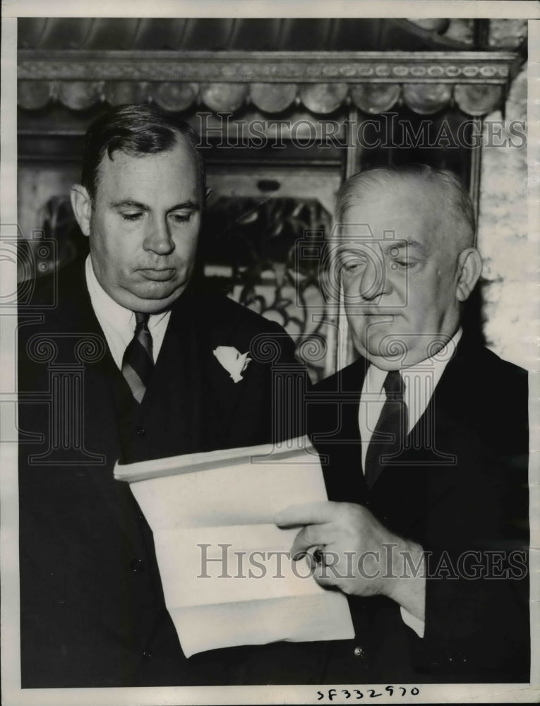 1936 Press Photo H Alexander Walker Pres Hi sugar planters & Gen BH Wells