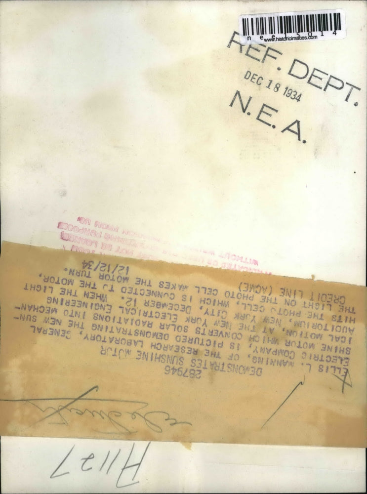 1934 Press Photo Ellis L Manning research labs of GE Company - nee15014