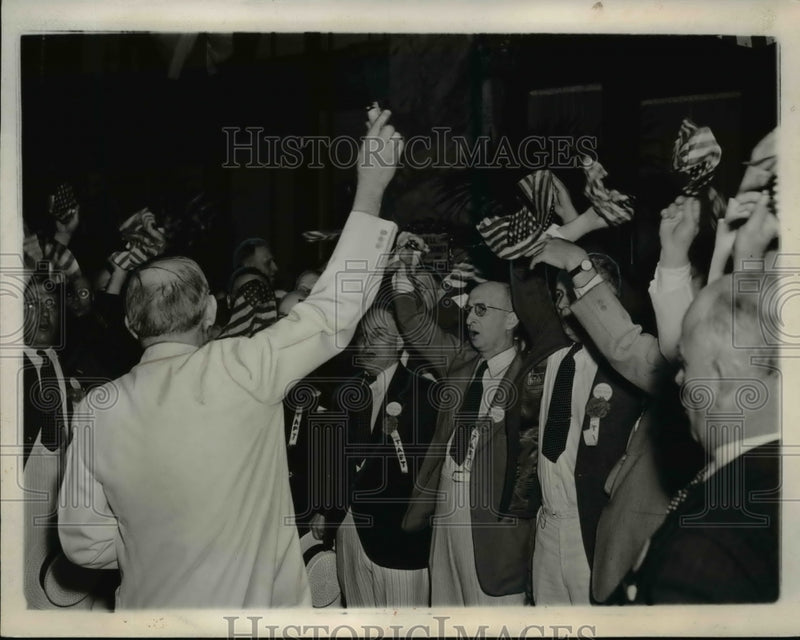 Load image into Gallery viewer, 1940 Press Photo Republican Glee Club from Columbus Ohio - nee15729
