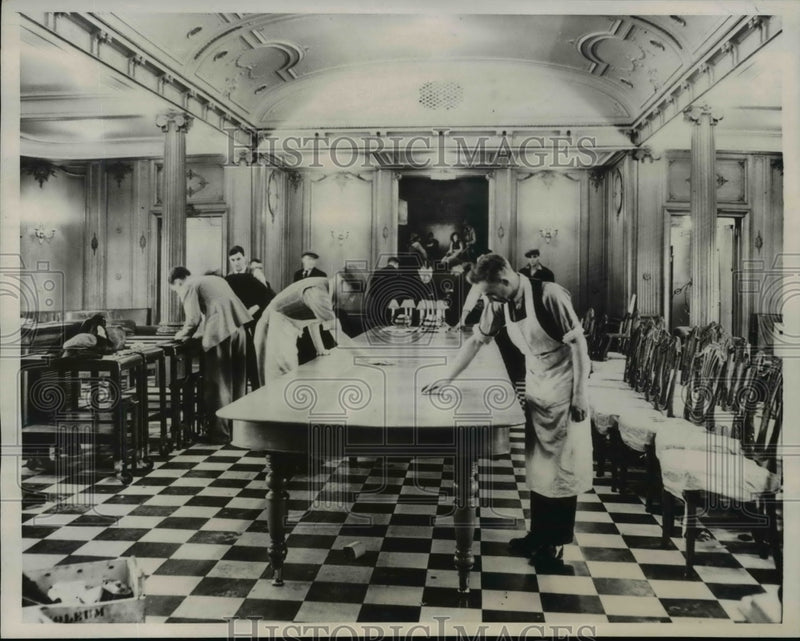Load image into Gallery viewer, 1939 Press Photo The dining salon for the royal voyage to Canada King George VI
