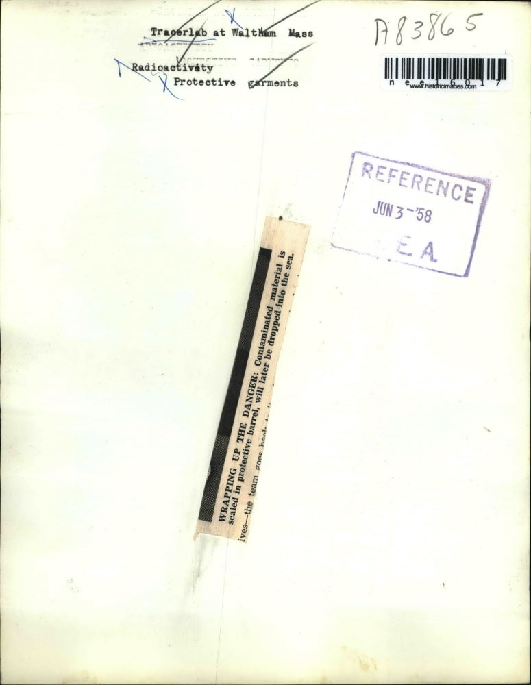 1958 Press Photo Tracerlab at Waltham Mass Radioactivity Protective Garments