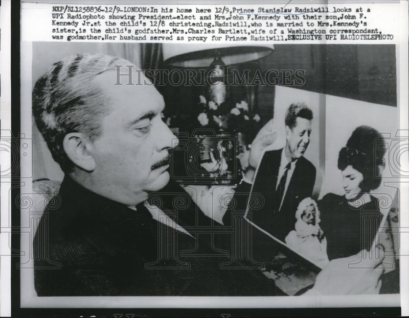 Load image into Gallery viewer, 1960 Press Photo London Prince Stansilaw Radziwill &amp; image of Pres Kennedy
