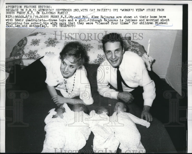 Load image into Gallery viewer, 1959 Press Photo Alex Kajouras And His Wife Bessie After Having Quadruplets
