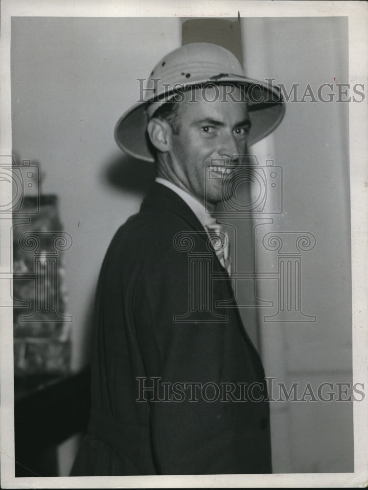 1935 Press Photo Denny Shute - nee18375