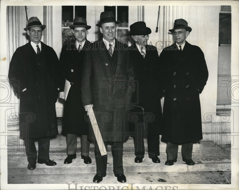 Load image into Gallery viewer, 1937 Press Photo of Henry Morgenthau Jr, (R) and his staff.
