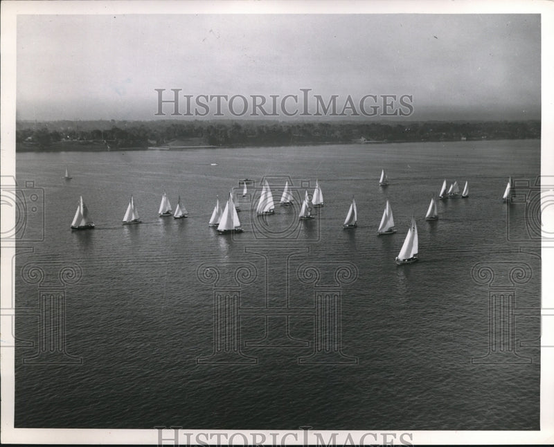 Load image into Gallery viewer, 1951 Press Photo Sail Boats - nee19363
