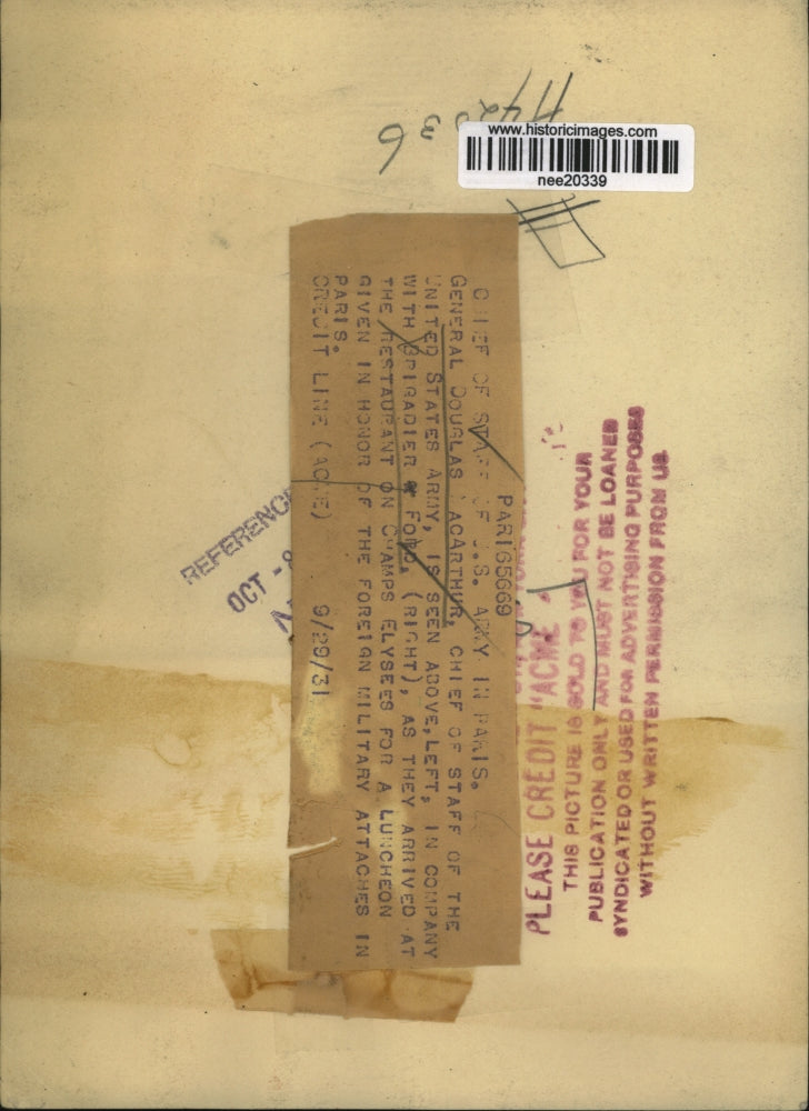 1931 Press Photo Gen. Douglas MacArthur and Brigadier Ford arrive in Paris