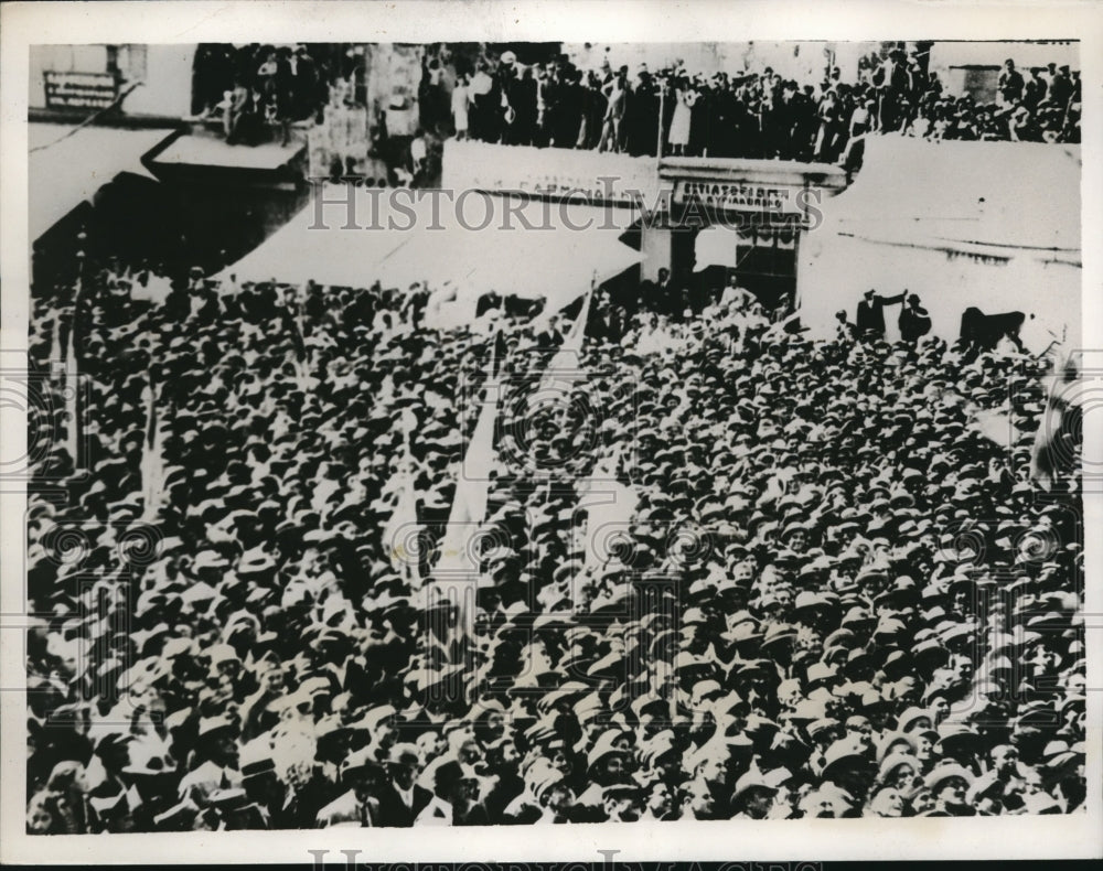 1935 Press Photo Hercaleion Crete Strike for Higher Pay and Shortened Hours