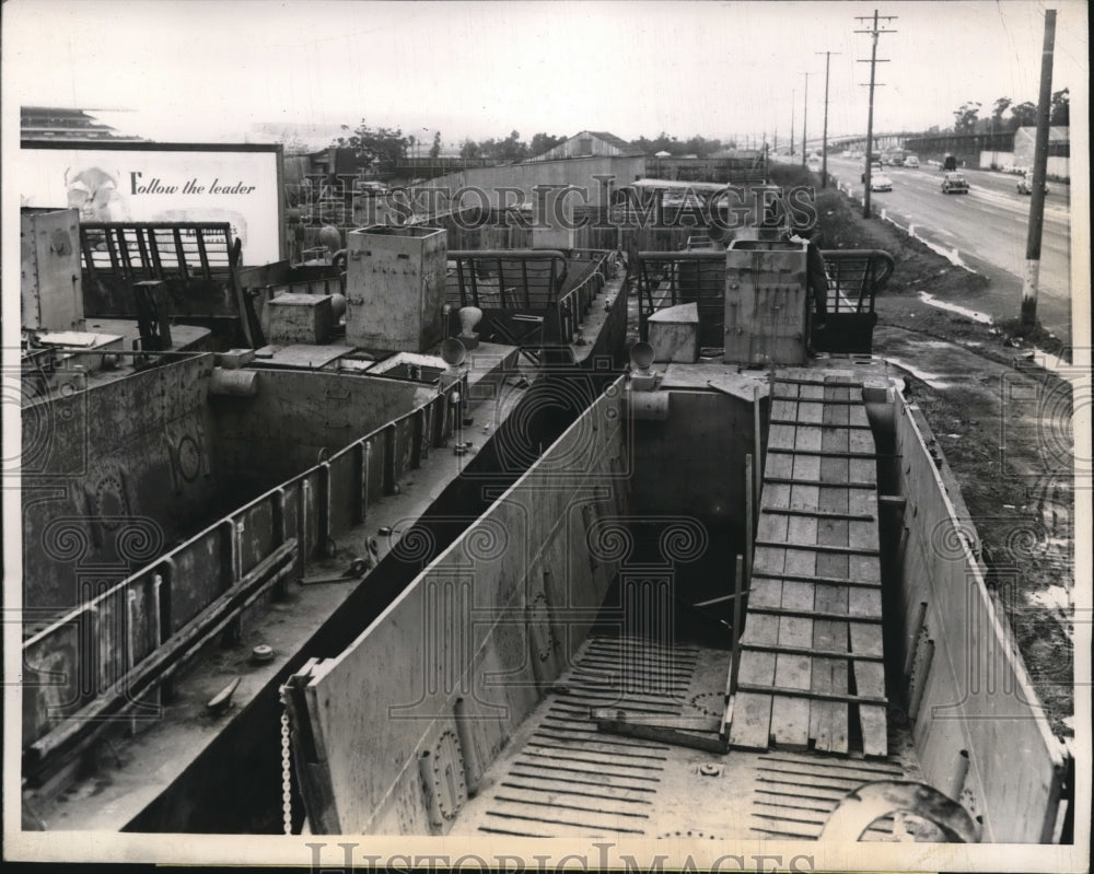 1943 Press Photo Landing Barges for sail - nee20672