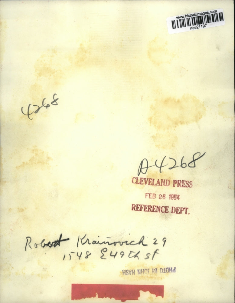 1954 Press Photo Robert Krainovich - nee21197