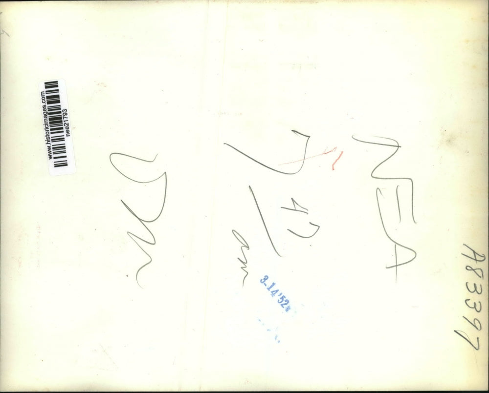 1952 Press Photo United Press Correspondent Arnold Dibble in Panmunjem