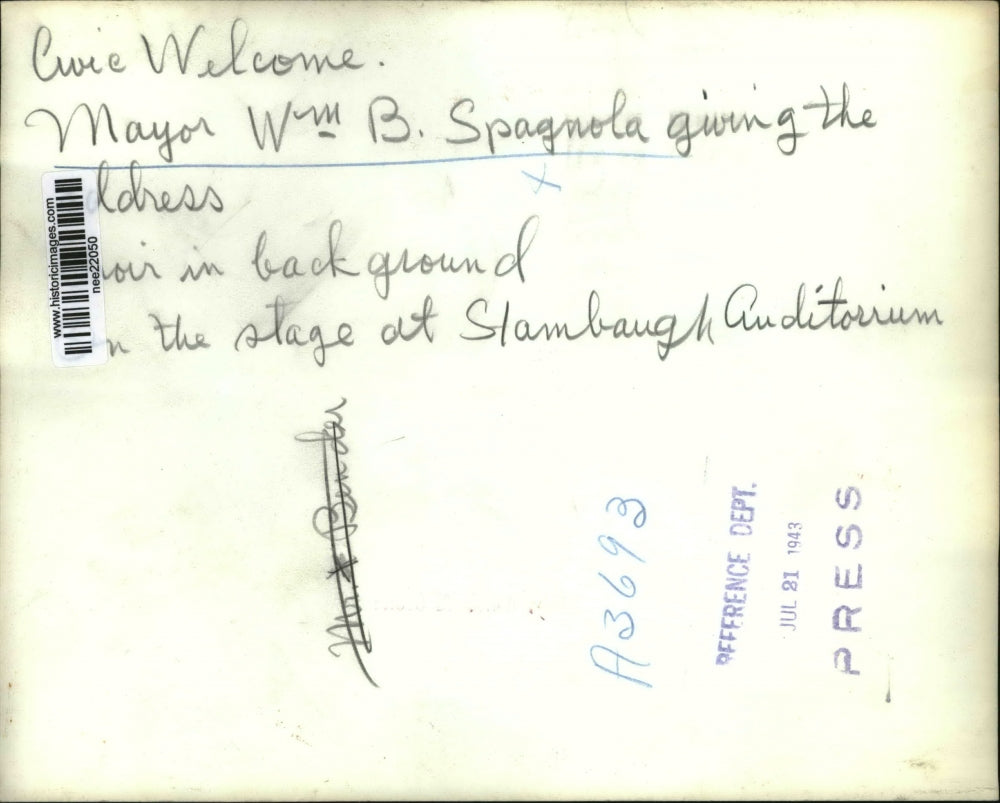 1943 Press Photo Civie Welcome Mayor Wm B. Spanola Giving the Address