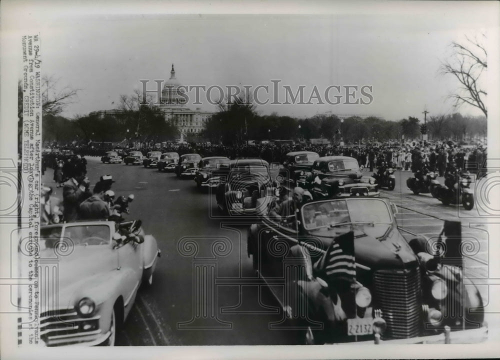 1951 Press Photo General Douglas MacArthur Motorcade, Pennsylvania Avenue, D.C.