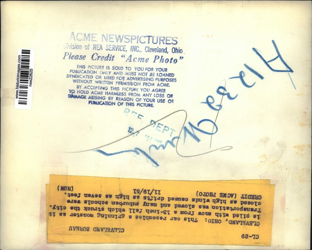 1951 Press Photo The cars covered with snow after the high winds - nee22625