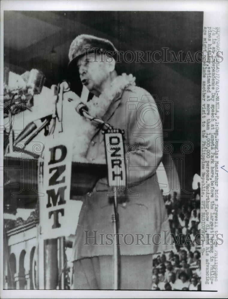 1951 Press Photo Gen Of Army Gen Douglas MacArthur Honorary Doctor Of Laws